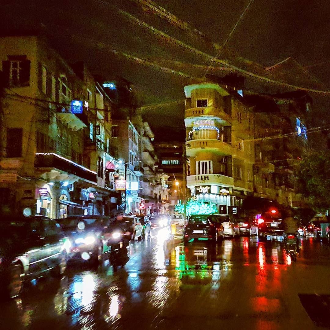 Drenched  rain  marmikhael  lebanese  winter  urban  landscape  citylights... (Beirut, Lebanon)