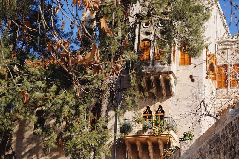 🏛🍂 (El-Mukhtarah, Mont-Liban, Lebanon)