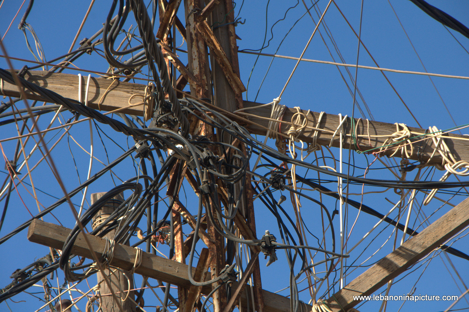 Electricity Cable Chaos (Ouzai, Beirut, Lebanon)