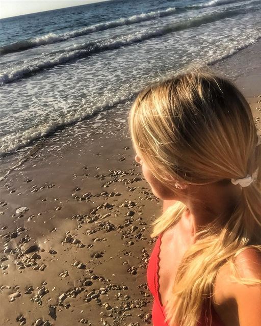Everyone should believe in something. I believe I should go to the beach 🤷 (Byblos - Jbeil)