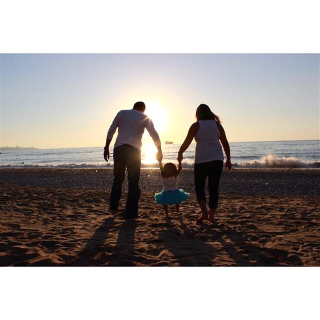 Family is life💙☀️  family  familyphotoshoot  photosession ... (Beirut, Lebanon)