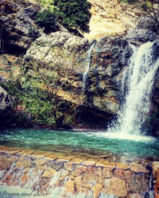 flow of happiness 😉 canonphotos  followforfollow  40likesfor40likes ... (Jezzîne, Al Janub, Lebanon)