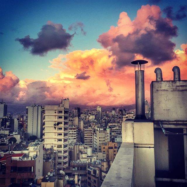 Follow the clouds ❤️  sunset  beirut  love  lebanon  lebanontimes ... (Beirut, Lebanon)