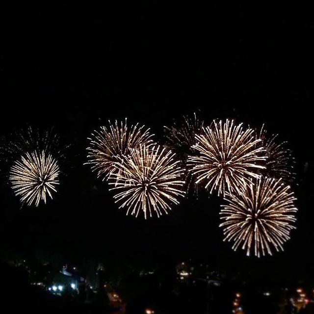 For the  love of  fireworks !!  instapic  instaart  instaphoto ... (Faqra Club)