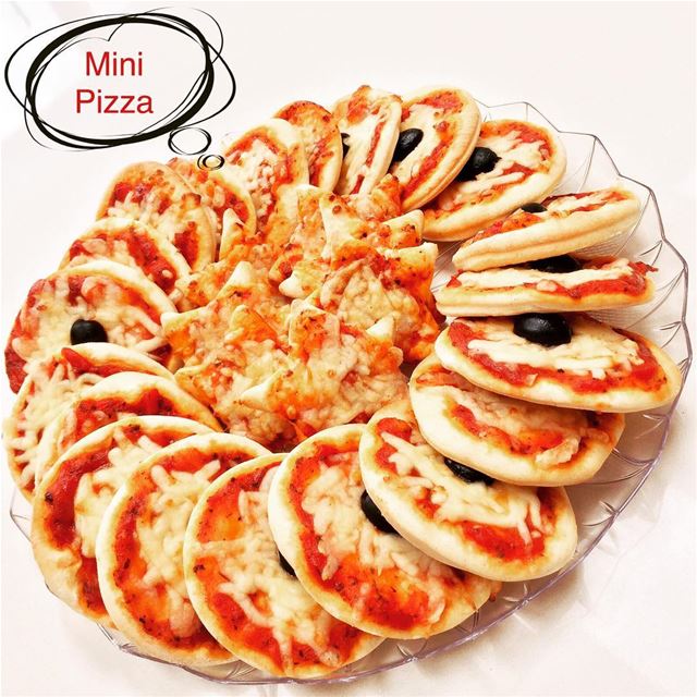 Freshly baked Mini Pizza for your special occasion 🍕🎉🎉  london lebanon...