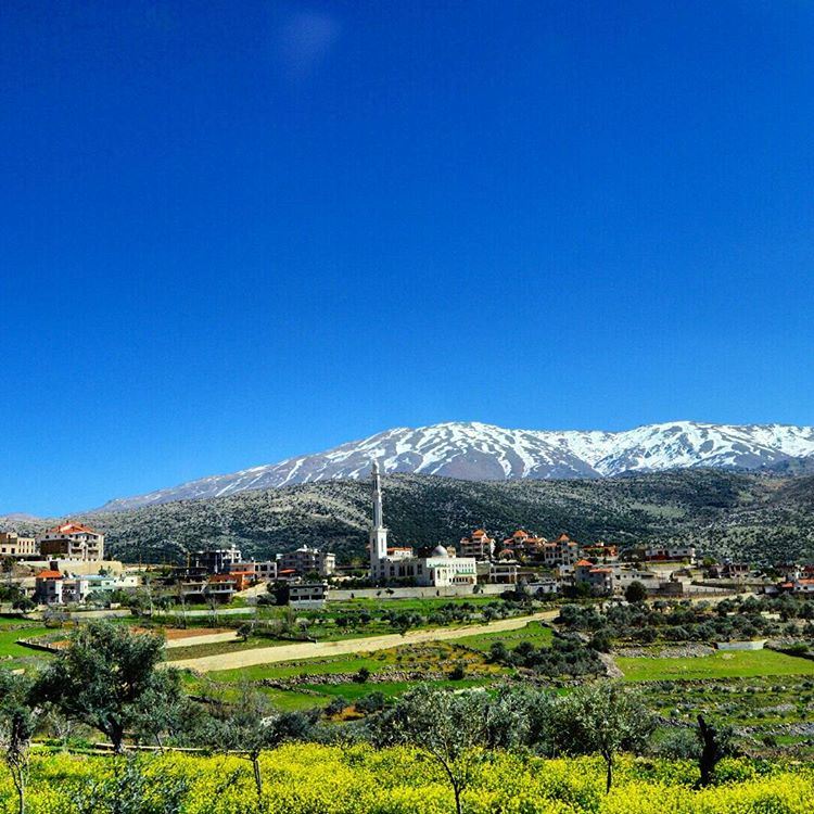 Friday is..Flyday at rashaya land😘 touringlebanon  discoverlebanon ...