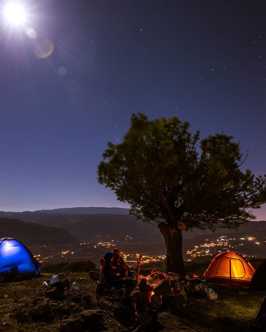 Full moon camp⛺🌳🌕🔥..... moon moonlight fullmoon camp camping... (El Laqloûq, Mont-Liban, Lebanon)