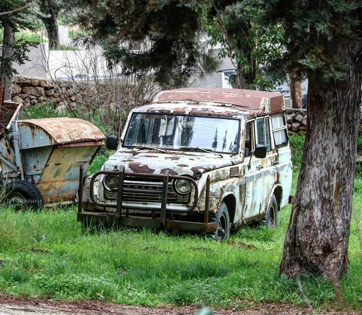 G-Wagon parkings only @livelovemarjeyoun (Marjayoûn, Al Janub, Lebanon)