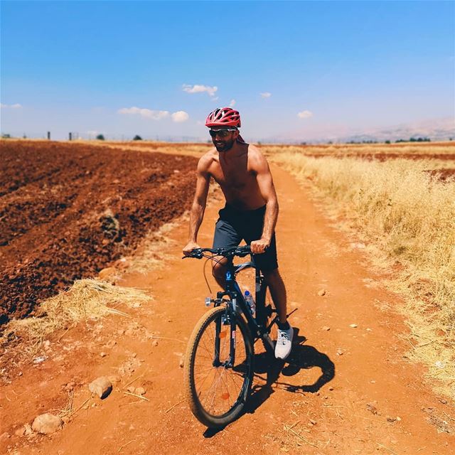 Getting lost 🌾..  cycling ... (Beqaa Valley)