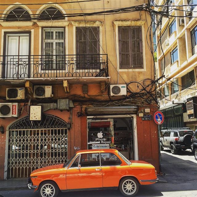 Go Classic  lebanonbyalocal  picoftheday  photooftheday  car  old ... (Gemmayzeh, Beirut, Lebanon)