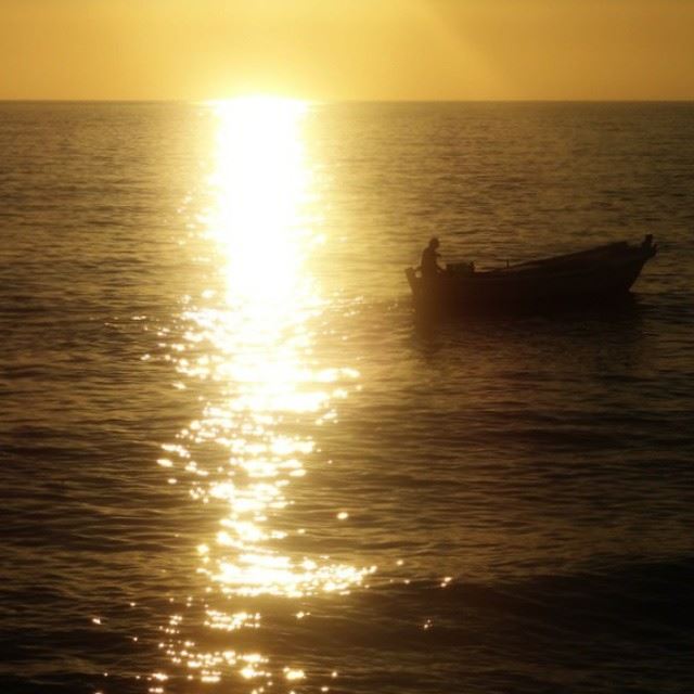  golden  sunset  beach  water  sea  boat  sun  pics  instapics  instagram ...