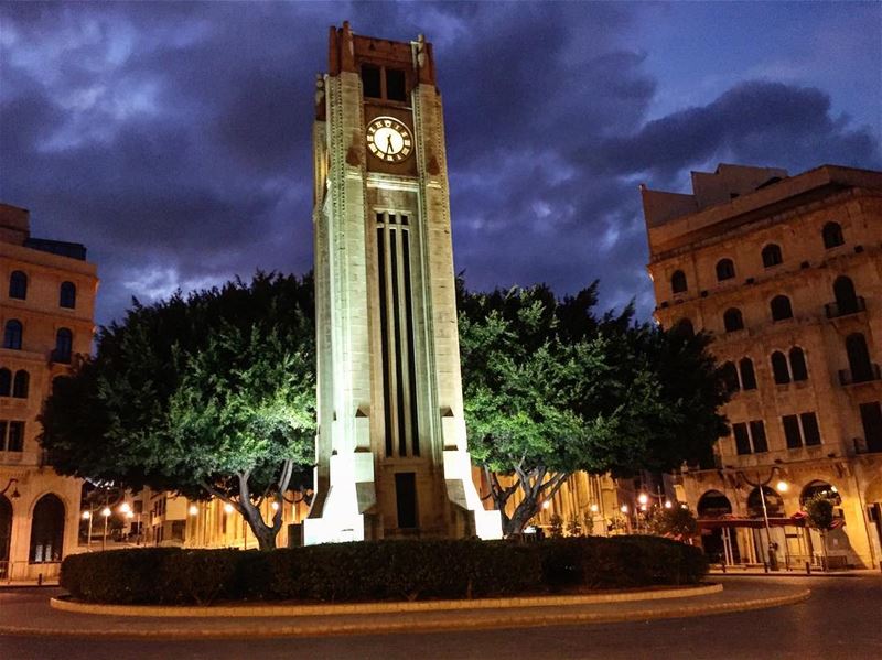 Good evening Beirut 🌌🌆 livelovebeirut  wearelebanon  lebanon... (Place De L'etoile Downtown Beirut)