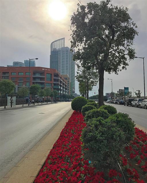 Good morning Beirut! 🌄• lebanonhouses  livelovelebanon  livelovebeirut ... (Beirut, Lebanon)