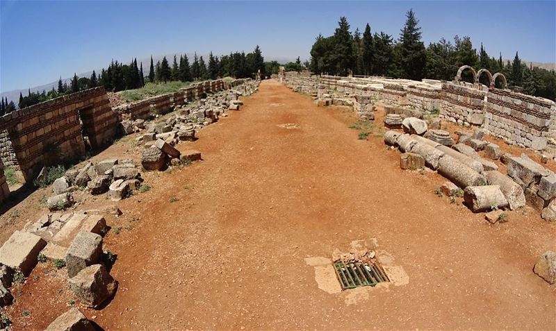 good morning from Anjar ♥ (Anjar_Anjar Castle)
