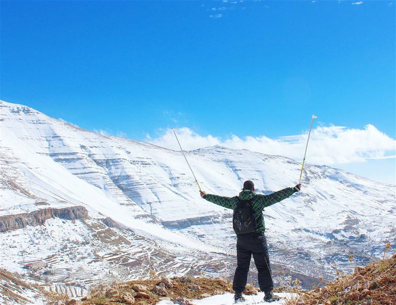 Good morning world  tb  faqra  me  kfardebian  snow  mountains  sky ... (Faqra, Kfardebian)