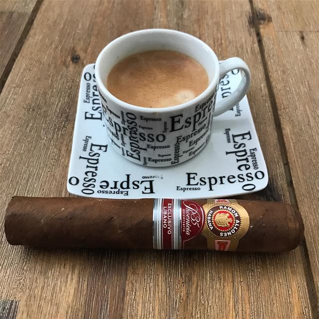 Good 😊 Morning.🌞.  zahle zahleh lebanon vacation cigar cigars espresso... (Zahlé, Lebanon)