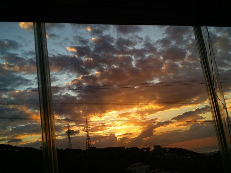 Good night🕥🌛 sky love perfect weather lebanon livelovelaugh... (Aïn Saâdé, Mont-Liban, Lebanon)