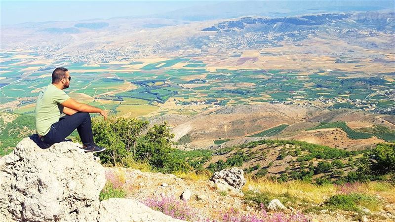  Goodmorning with this amazing  landscape ... now all i want is man2oushit... (Mount Lebanon Governorate)