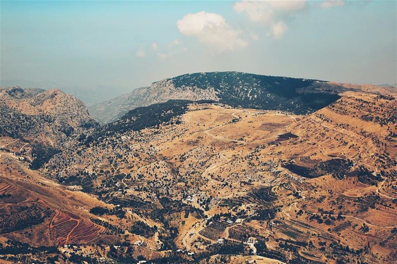 Great things are done when men and mountains meet !!! 🏕 (Arz Tannoûrîne)