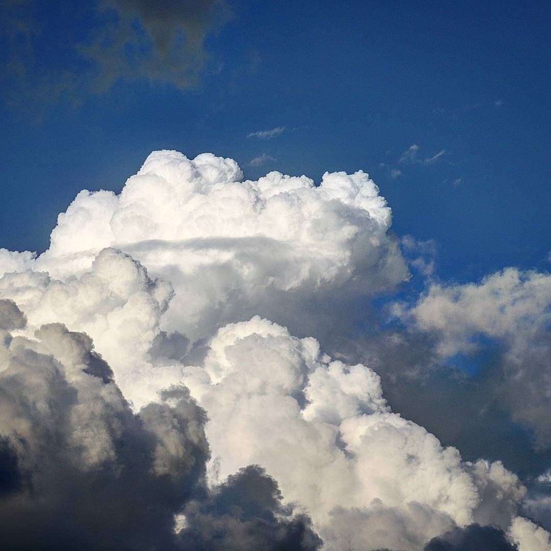 Greatness!_____________________________________________________ clouds... (Lebanon)