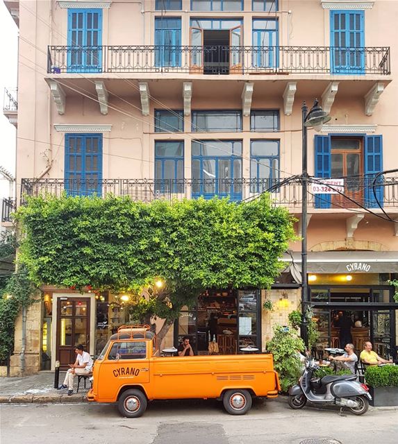 Happy hour, every hour ⌚ (Beirut, Lebanon)