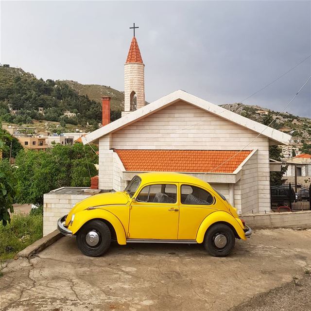 Happy Sunday 💛 (Khirbet Qanafâr, Béqaa, Lebanon)