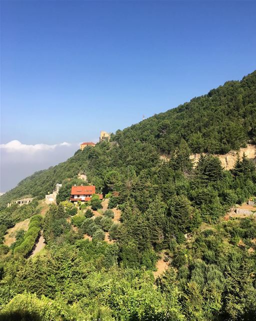 Happy Thursday Everyone! 🏞🏡 ... (El Kfour, Mont-Liban, Lebanon)