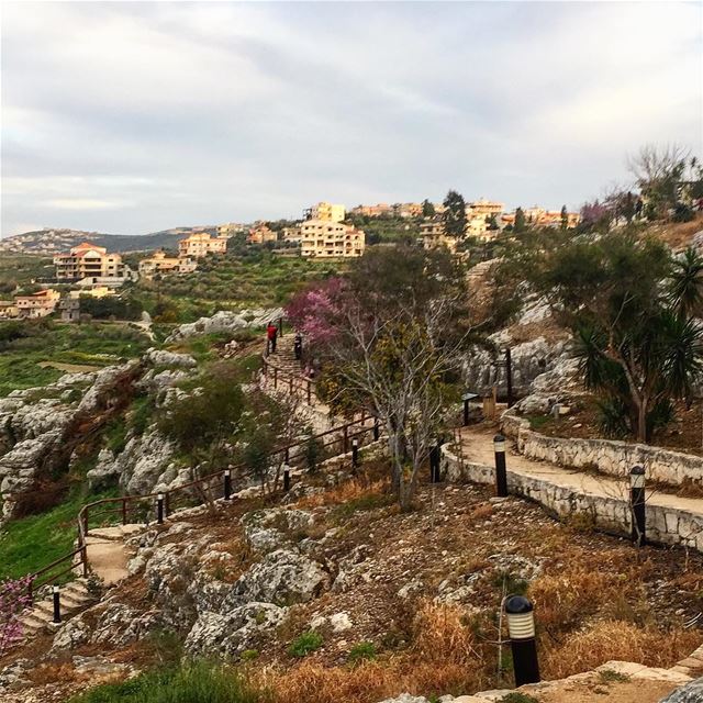 Have a blessed sunday💚🙏 sunday  weekend  holiday  village  nature  sky ... (Qana, Lebanon)