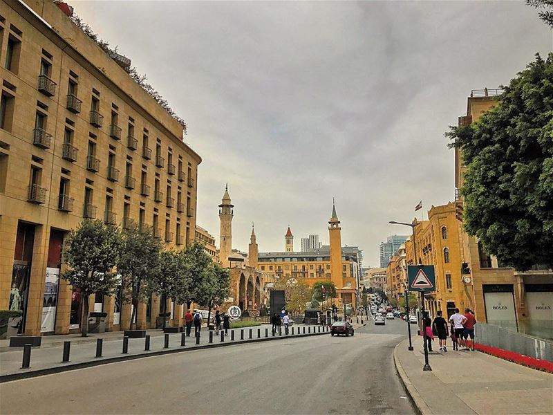 Have a wonderful Sunday peeps🚶🏻• beiruting  beirut  lebanon ... (Downtown Beirut)