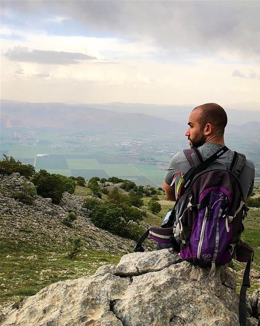 Head in the clouds ☁️  hiking  lebanon  livelovebeirut ... (Aïn Zhalta, Mont-Liban, Lebanon)