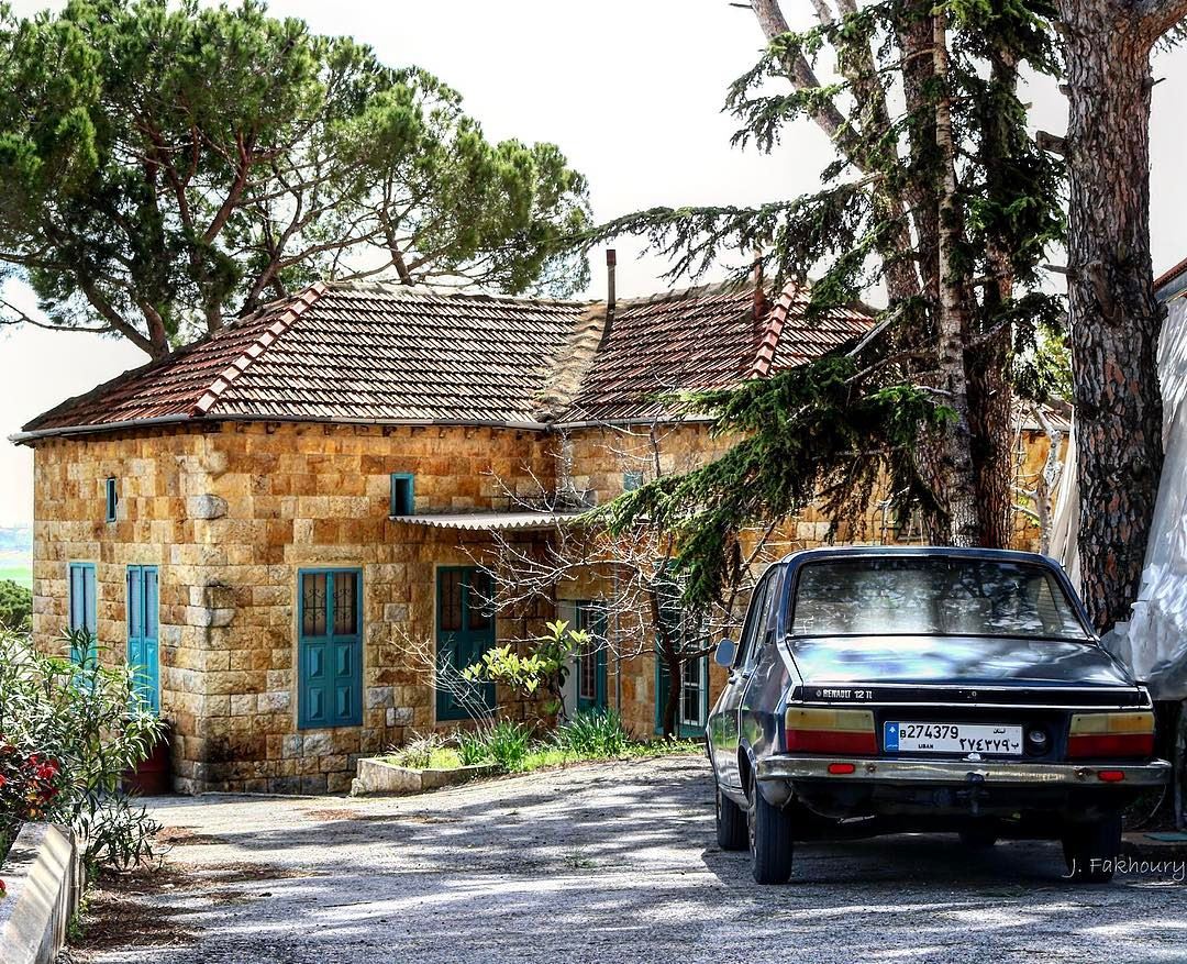 Home parkings @livelovemarjeyoun (Marjayoûn, Al Janub, Lebanon)