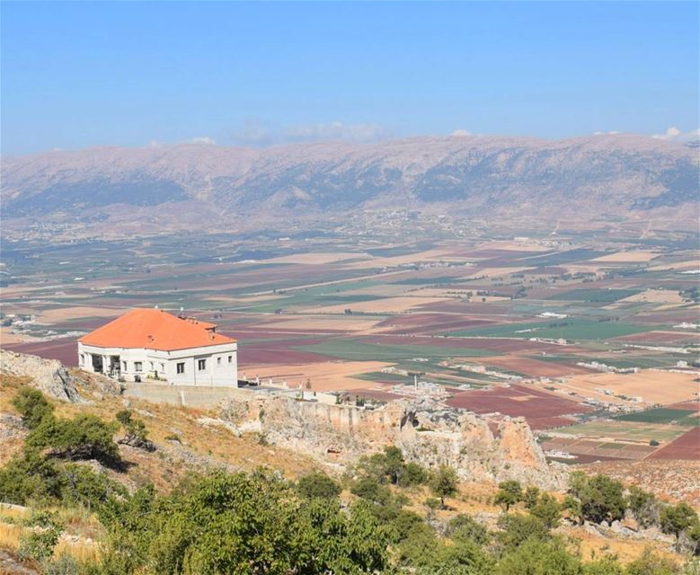 Home With A View 🏡 (West Bekaa)