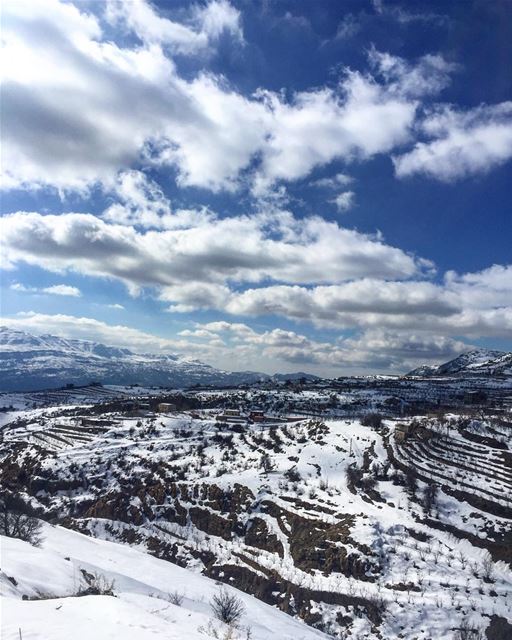 I want to travel the world with you 🤗❤️  snow  sunday  roadtrip ... (Akoura, Mont-Liban, Lebanon)