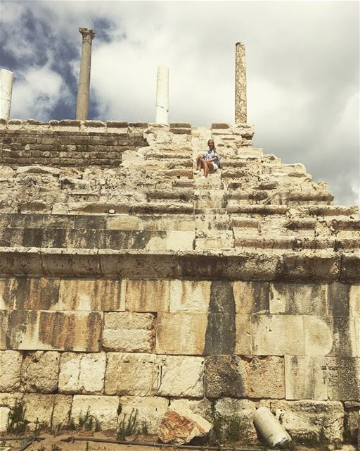 If it's such a big world why are your dreams so small ... dreambig ...... (Tyre Hippodrome)