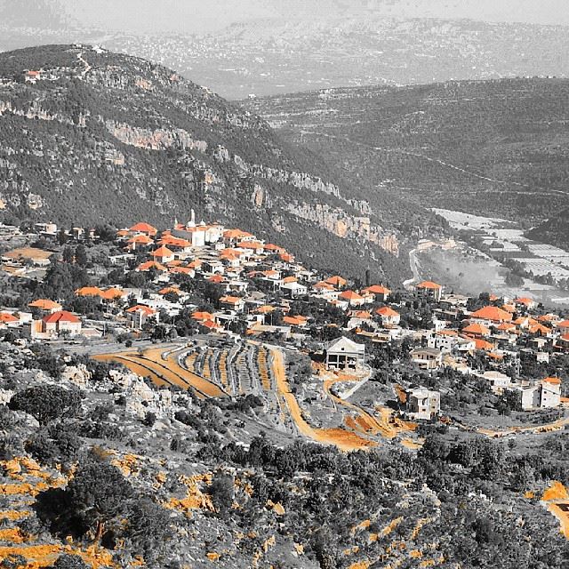  insta_lebanon  ig_lebanon  proudlylebanese  Jackharbphotography ... (Douma, Liban-Nord, Lebanon)