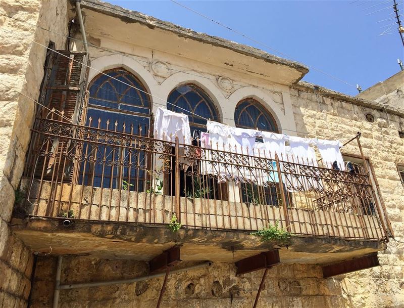  instalebanon  ig_lebanon  balcony  architecture  oldlebanon  old ... (Qabb Ilyas, Béqaa, Lebanon)