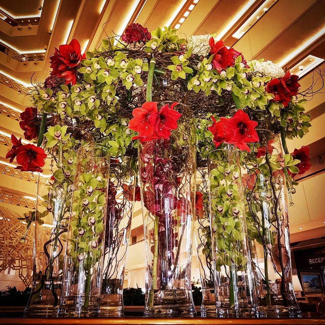 It looks amazing as usual @sheratongranddoha  myphoto  beautiful  decor ... (Sheraton Grand Doha Resort and Convention Hotel)