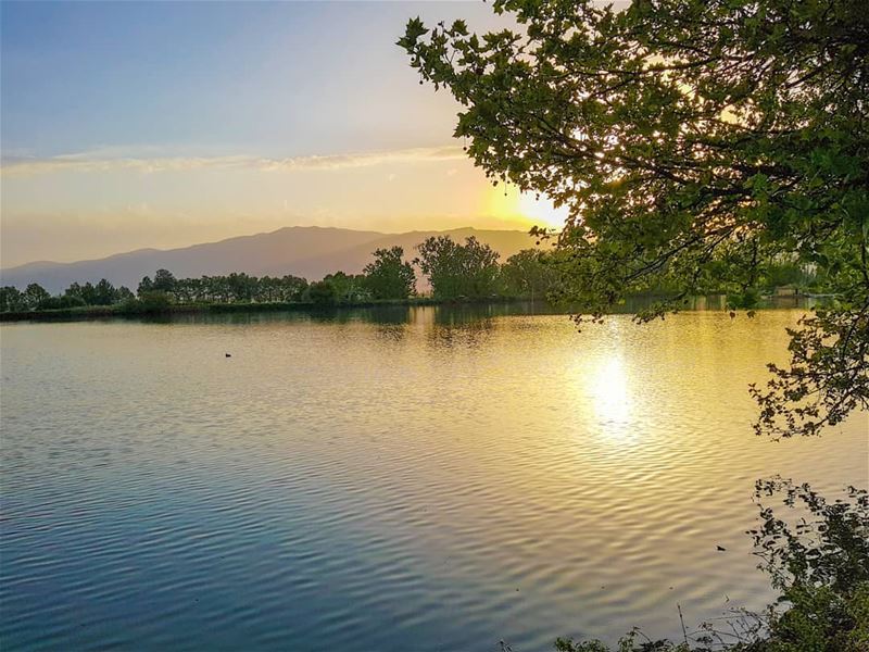 It's almost impossible to watch a  sunset and not ... (Deïr Taanâyel, Béqaa, Lebanon)