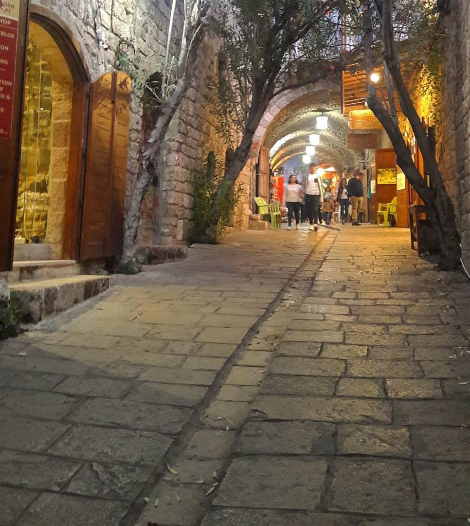 Jbeil at an autumnal night  LiveLoveByblos  LiveLoveJbeil   Byblos  Jbeil... (Byblos - Jbeil)