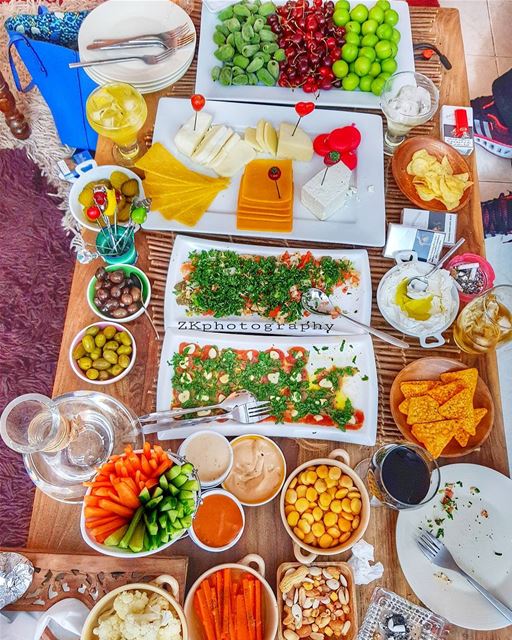 Last dinner before Ramadan 👌😊 * insta_lebanon  ig_lebanon ... (Al Markhiya Compound)