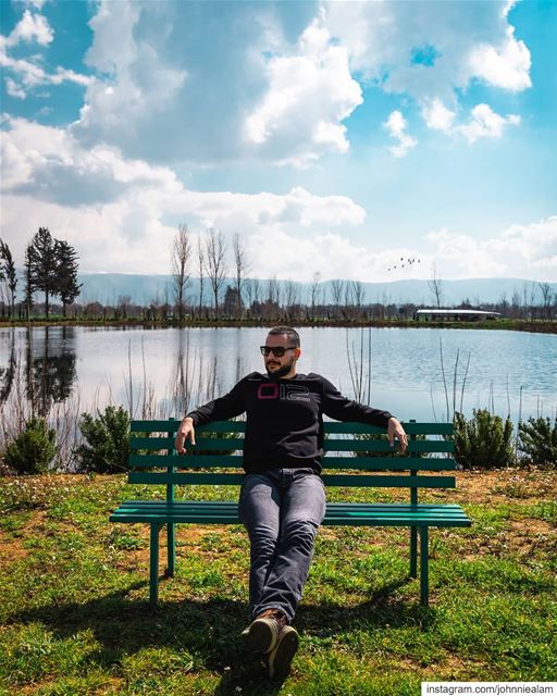 Learn to sit back and observe. Not everything needs a reaction 😎....... (Deïr Taanâyel, Béqaa, Lebanon)