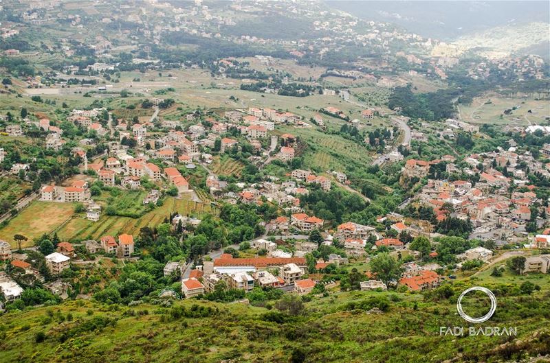 Lebanese Village..... lebanon  beirut  vscocam ... (Hammana)