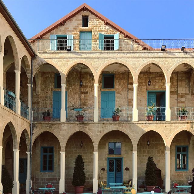  lebanesearchitecture 🏠🇱🇧 (Deir al Oumara)