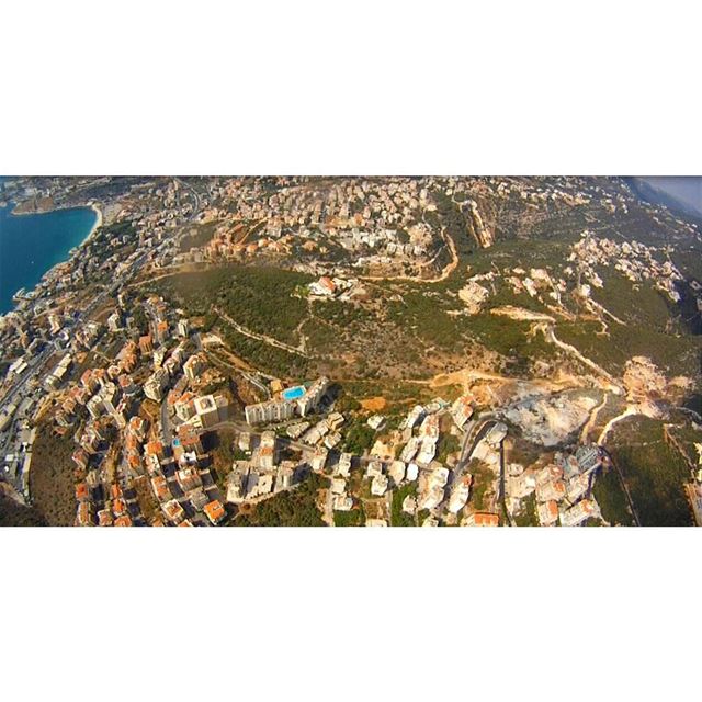 Lebanon from the sky 💙📸  lebanon  lebanonfromthesky  caplifephotography ... (Beirut, Lebanon)