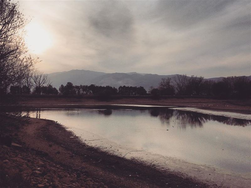  lebanon  liban  bekaa ... (Taanayel Lake)