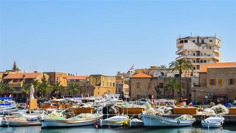  lebanon  livelovetyre houses oldhouses oldhouse travelphotography... (Tyre, Lebanon)