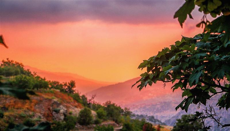  lebanon  sunset  mountains  scenery  sunsets  sunsetlovers  sunsetporn ...