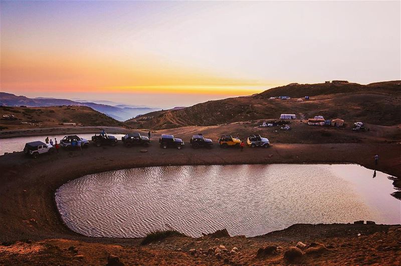  lebanon  sunset  mountains  scenery  sunsets  sunsetlovers  sunsetporn ... (Mount Sannine)