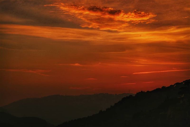  lebanon  sunset  mountains  scenery  sunsets  sunsetlovers  sunsetporn ...