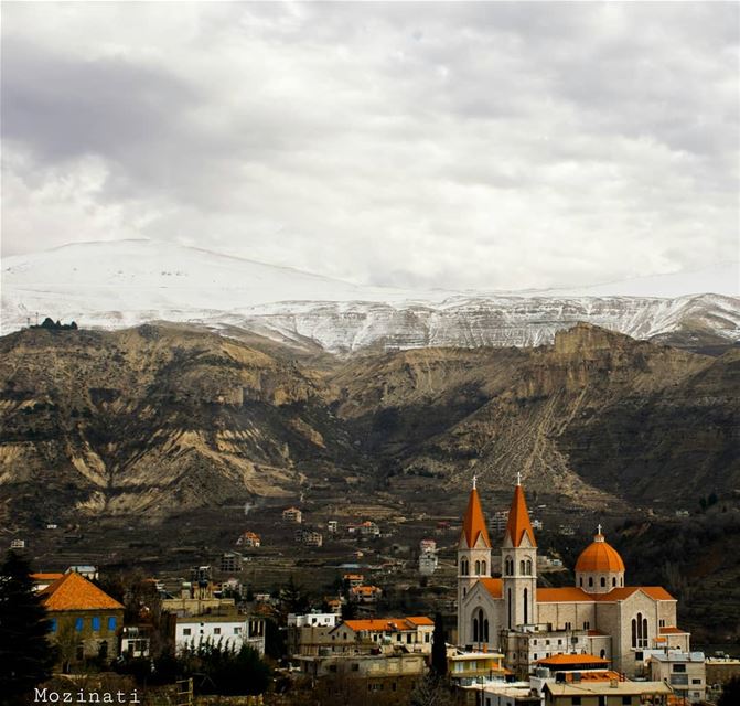  lebanonspotlights super_lebanon nikon5300 winter insta_worldz... (Bsharri, Lebanon)